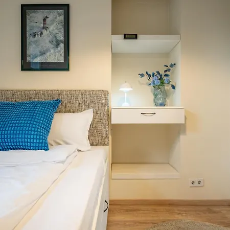 'blue Sapphire House'- Central&modern Sofia