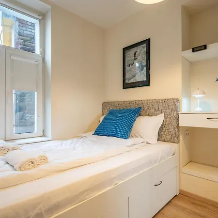 'blue Sapphire House'- Central&modern * Sofie